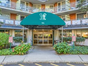 71 Strawberry Hill Avenue apt 203, Stamford CT 06902
