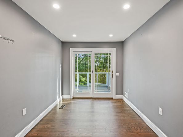 81 Fox Ridge Road, Stamford CT 06903