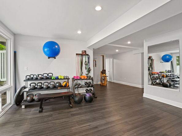 81 Fox Ridge Road, Stamford CT 06903