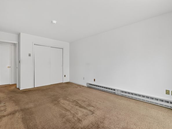 34 Crescent Street APT 2D, Stamford CT 06906