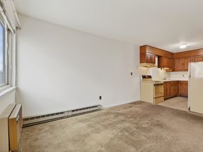 34 Crescent Street APT 2D, Stamford CT 06906
