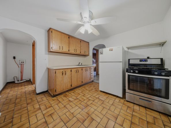 332 Palisade Avenue, Bridgeport CT 06610