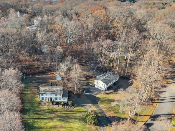 137 Greenwood Lane, Monroe CT 06468