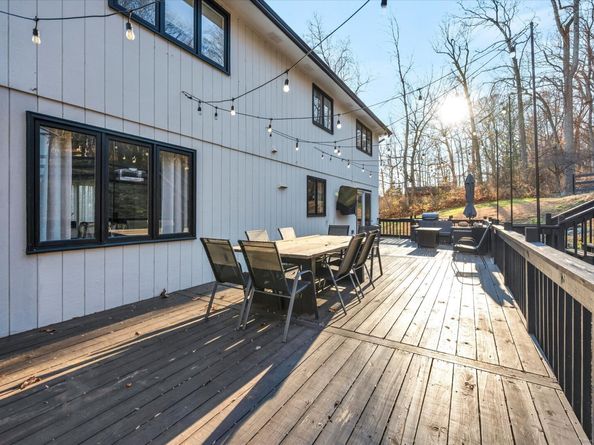 137 Greenwood Lane, Monroe CT 06468