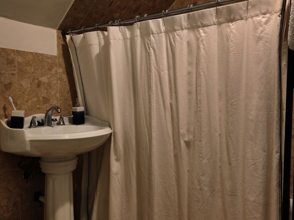 61 Aberdeen Street, Stamford CT 06902