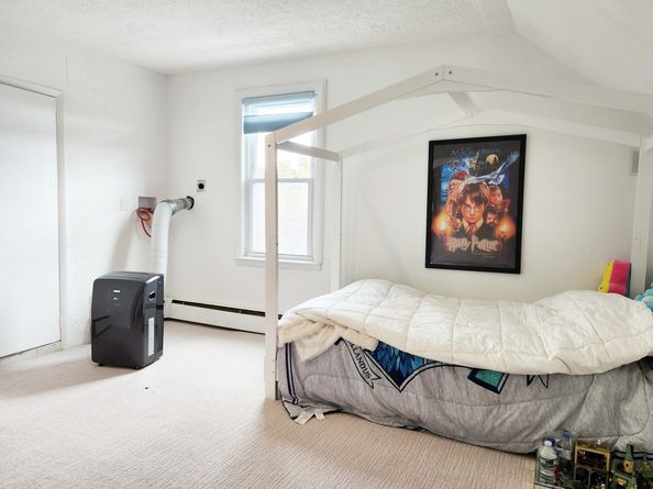 61 Aberdeen Street, Stamford CT 06902