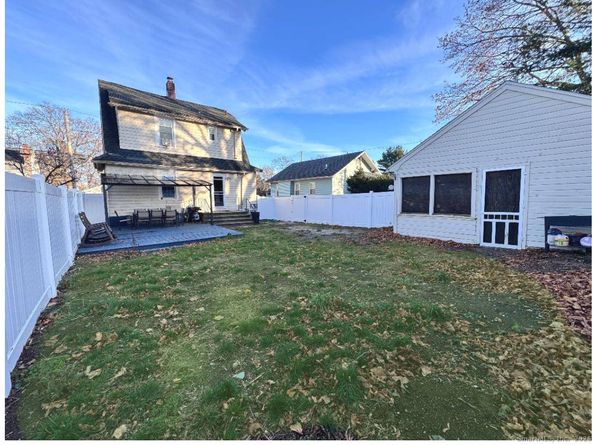 71 Oakland Street, Stratford CT 06615