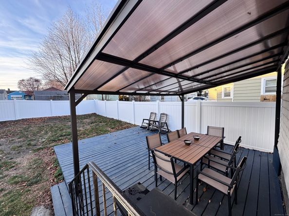 71 Oakland Street, Stratford CT 06615