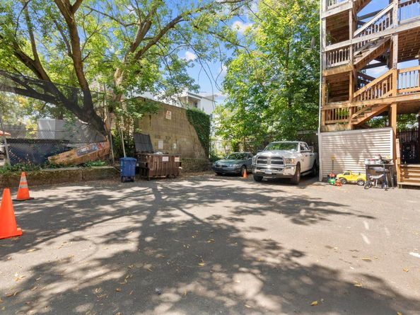 25 Whittier Street, Bridgeport CT 06605