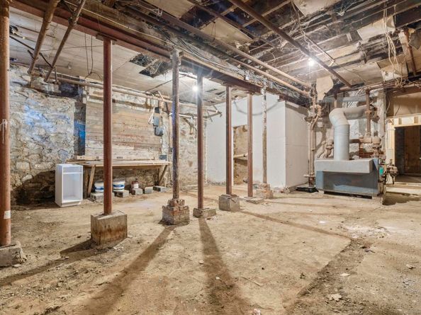 25 Whittier Street, Bridgeport CT 06605