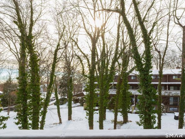 151 Knapps Highway, Fairfield CT 06825