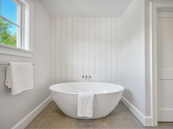 171 Compo Road S, Westport CT 06880