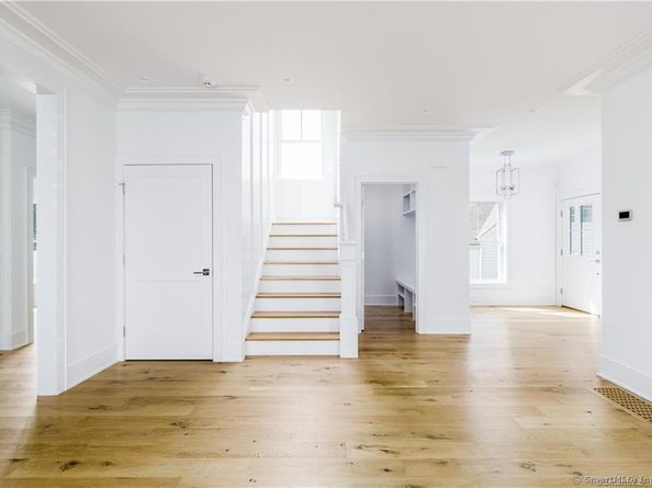 378 Penfield Road, Fairfield CT 06824