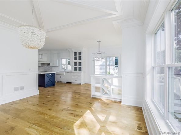 378 Penfield Road, Fairfield CT 06824