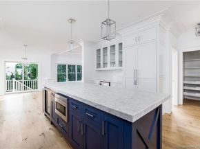378 Penfield Road, Fairfield CT 06824