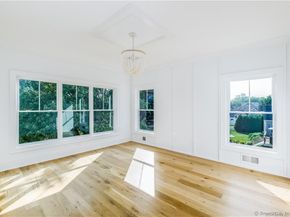 378 Penfield Road, Fairfield CT 06824