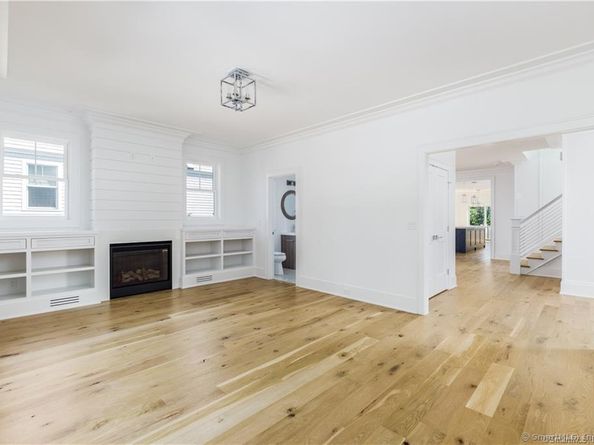 378 Penfield Road, Fairfield CT 06824