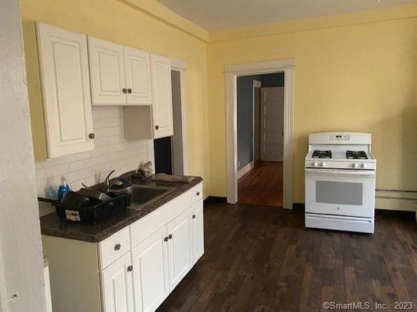 160 Main Street, Bridgeport CT 06604