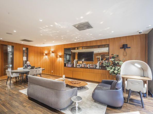 75 Wall Street 26A, New York NY 10005