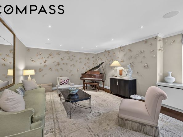 161 East 90th Street 6C, New York NY 10128