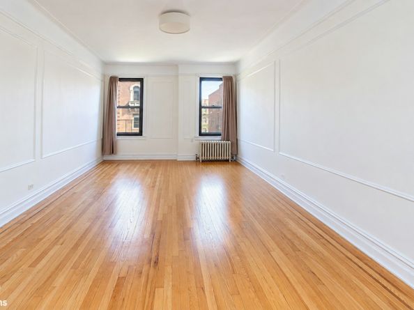 83-10 35th Avenue 5A, Queens NY 11372
