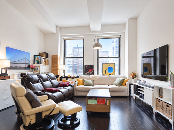20 Pine Street 1001, New York NY 10005