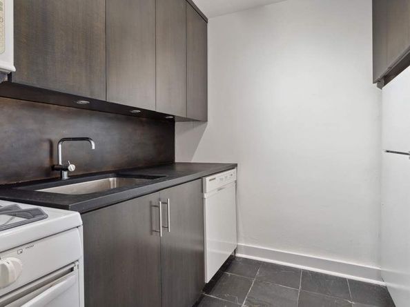 111 East 36th Street 5AB, New York NY 10016
