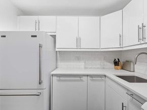 111 East 36th Street 5AB, New York NY 10016