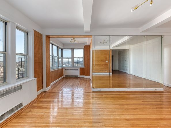 224 Highland Boulevard 204, Brooklyn NY 11207