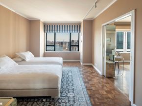 425 East 58th Street 42G, New York NY 10022
