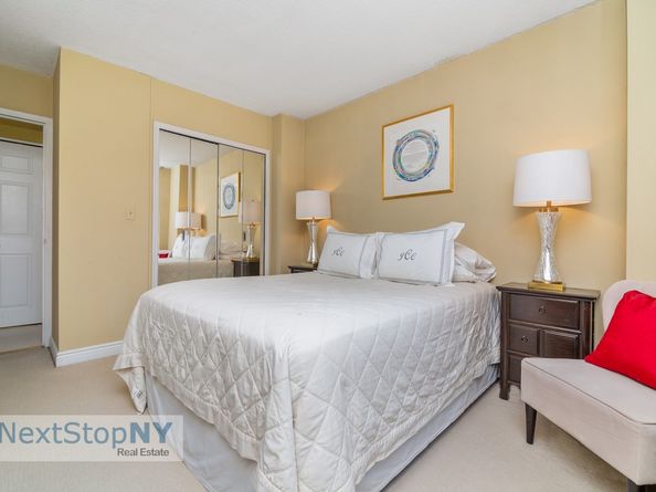 245 East 54th Street 5S, New York NY 10022