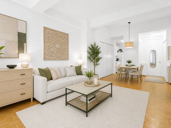 88 Greenwich Street 526, New York NY 10006