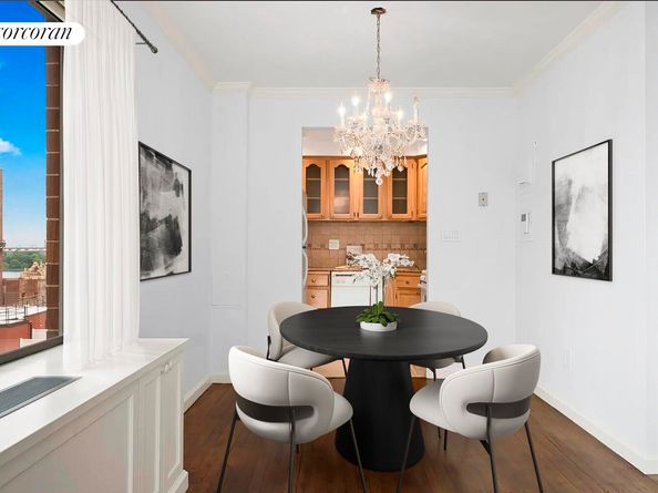 300 East 95th Street 10A, New York NY 10128