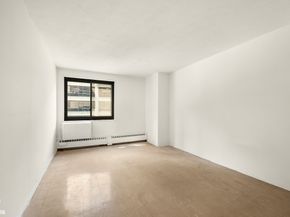 333 Pearl Street 8E, New York NY 10038