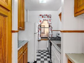 251 Seaman Avenue 2H, New York NY 10034