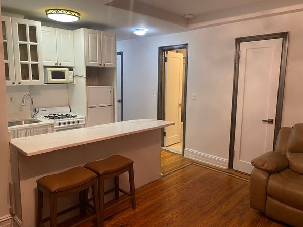 235 West 102nd Street 6D, New York NY 10025