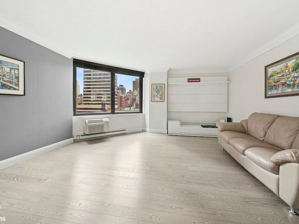 1641 3rd Avenue 10D, New York NY 10128