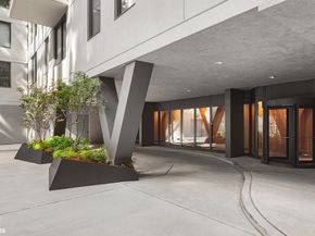22-18 Jackson Avenue 713, Queens NY 11101