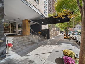 305 East 24th Street 3B, New York NY 10010