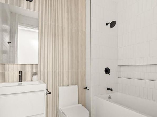 24 Belvidere Street, Brooklyn NY 11206