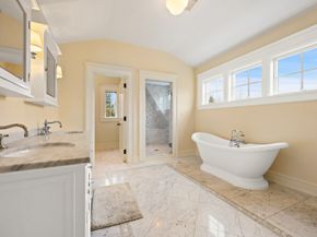 5020 Grosvenor Avenue 1, Bronx NY 10471