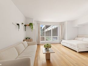 350 West 42nd Street 28H, New York NY 10036