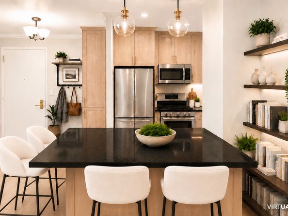 305 East 40th Street 2L, New York NY 10016
