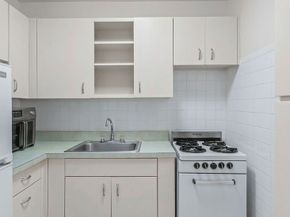 185 Hall Street 1514, Brooklyn NY 11205