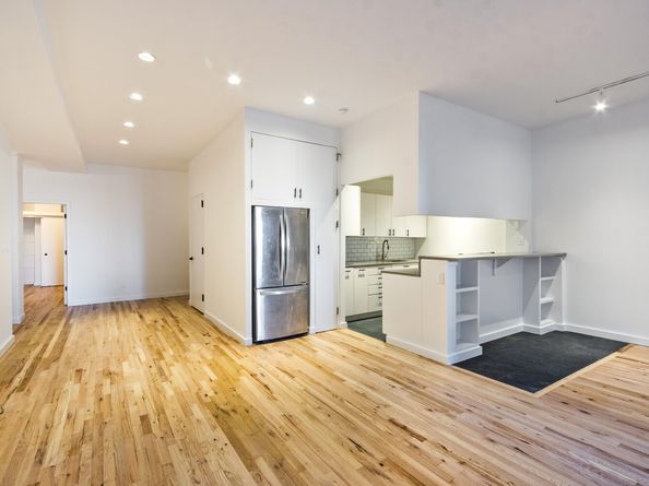 176 Broadway 10C, New York NY 10038