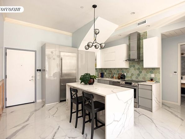 160 India Street 1B, Brooklyn NY 11222