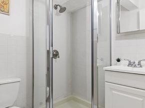 536 West 43rd Street 1B, New York NY 10036