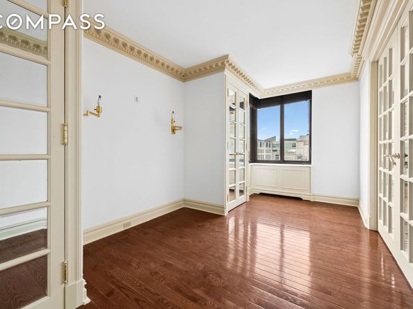 524 East 72nd Street 22D, New York NY 10021