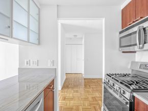 215 East 96th Street 28N, New York NY 10128