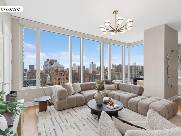 245 West 99th Street 19B, New York NY 10025